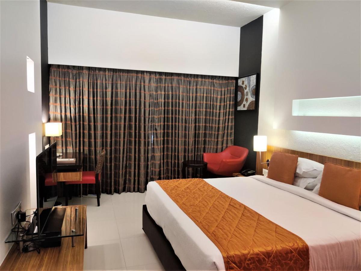Hotel Satkar Residency Thane Exterior photo