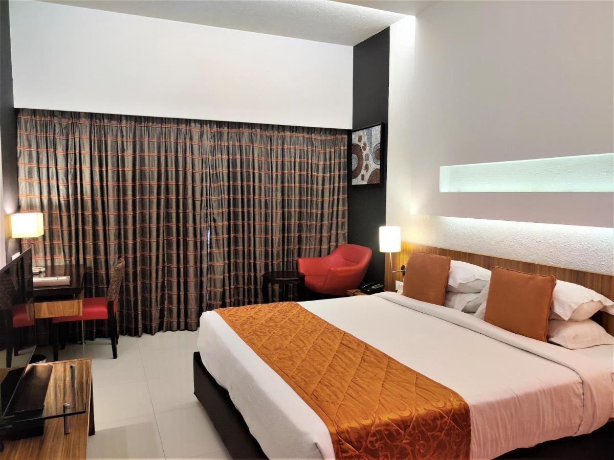 Hotel Satkar Residency Thane Exterior photo