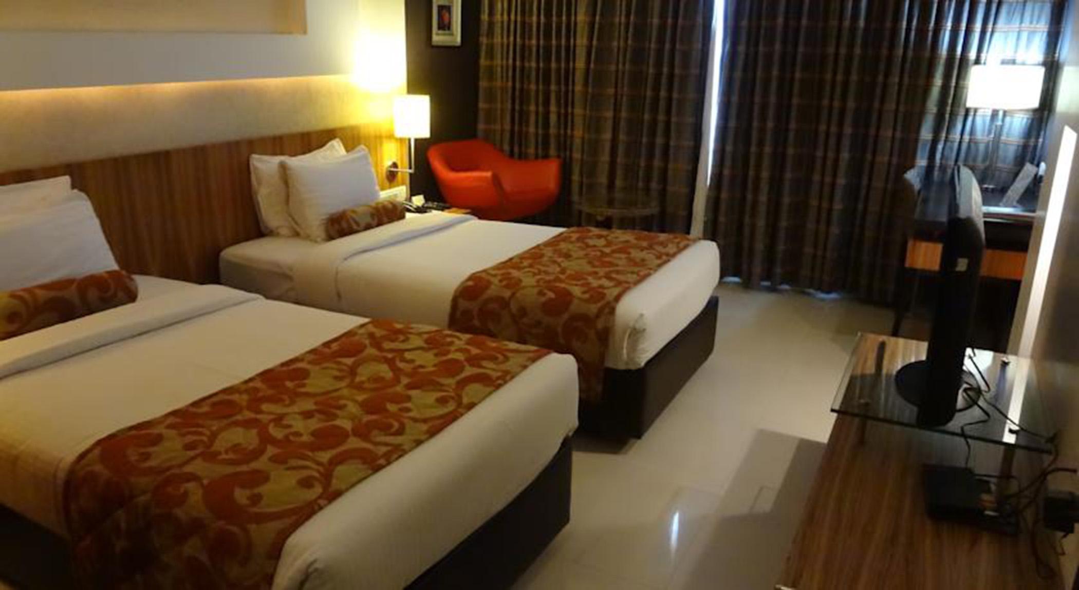 Hotel Satkar Residency Thane Exterior photo