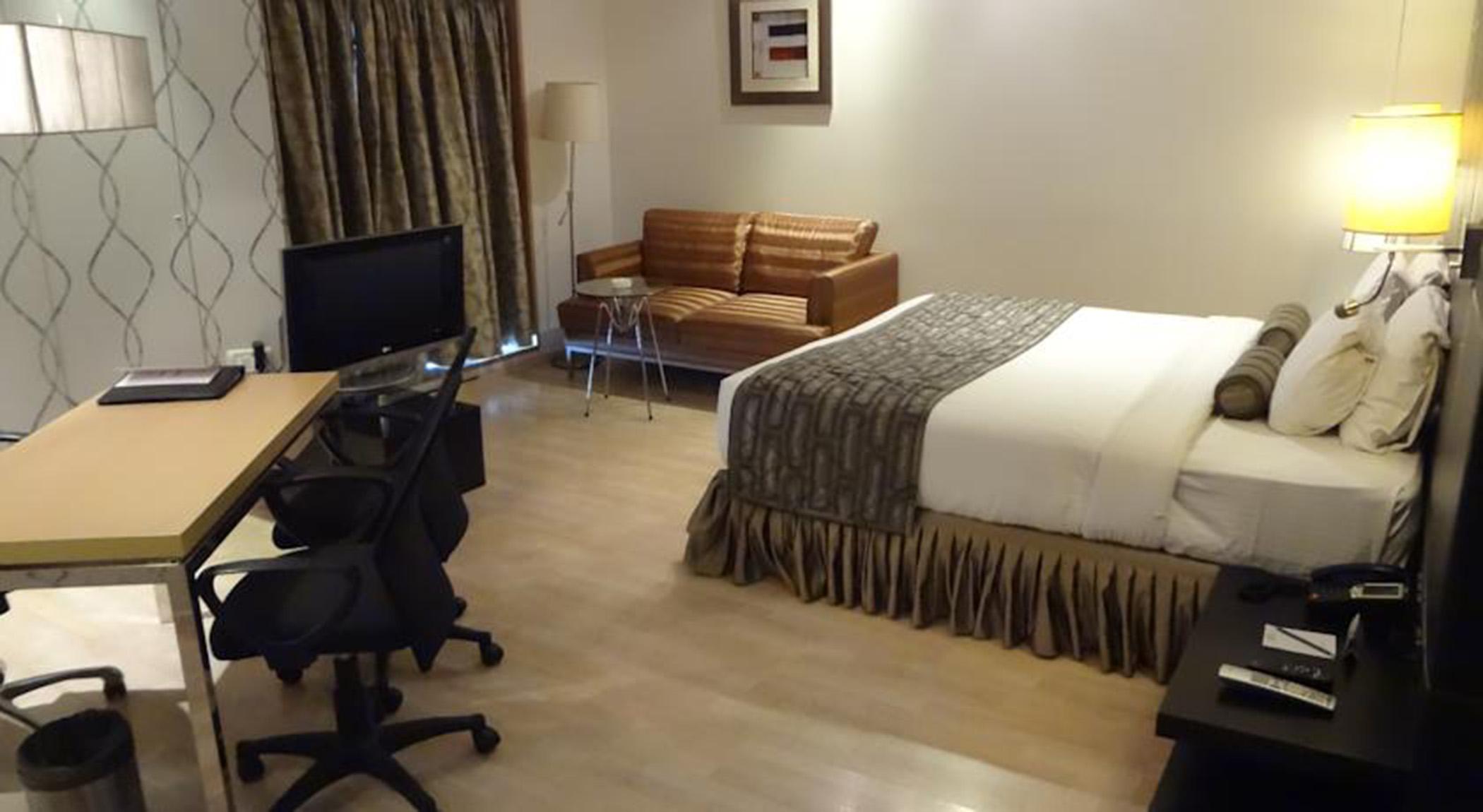Hotel Satkar Residency Thane Exterior photo