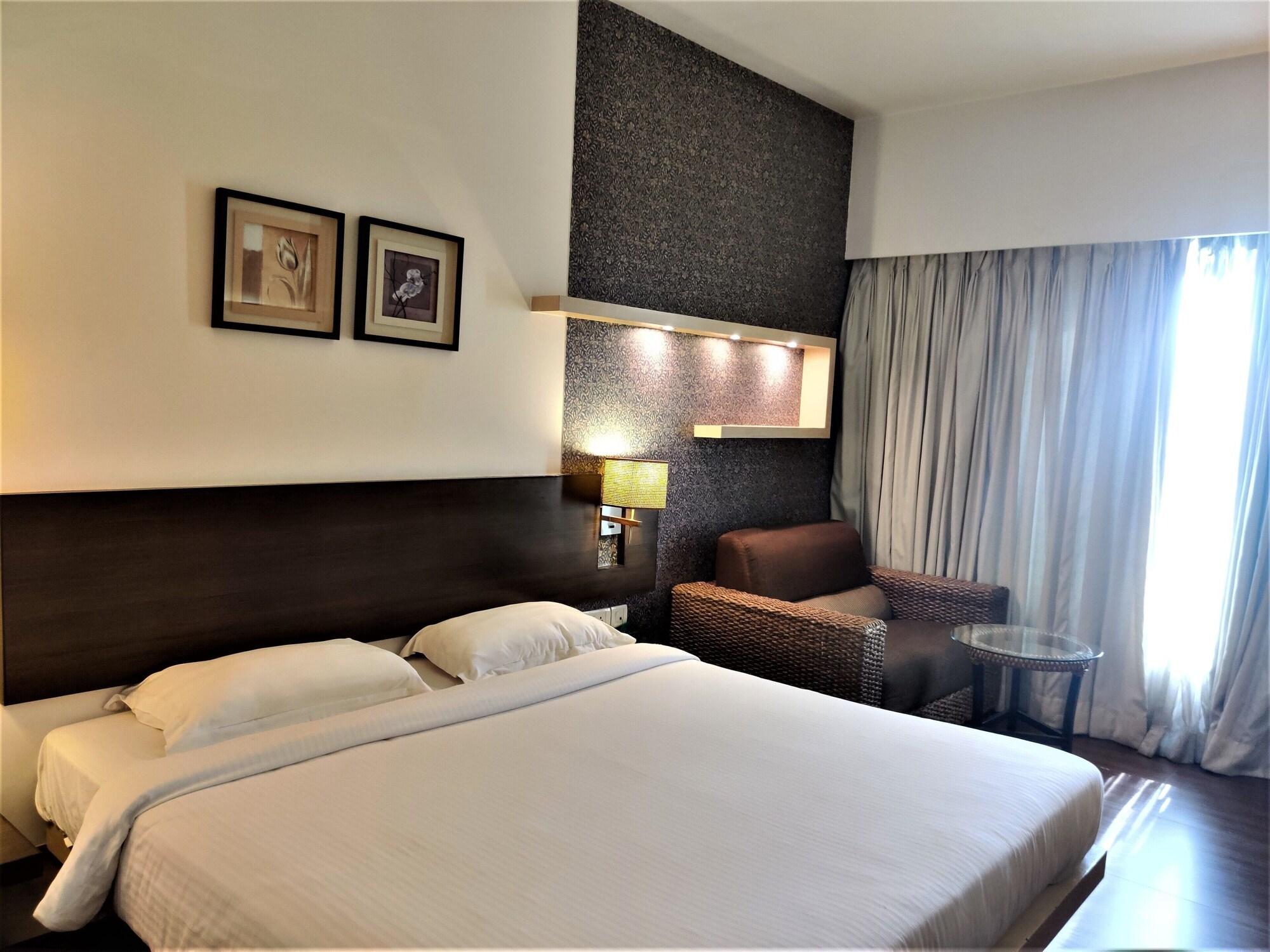 Hotel Satkar Residency Thane Exterior photo
