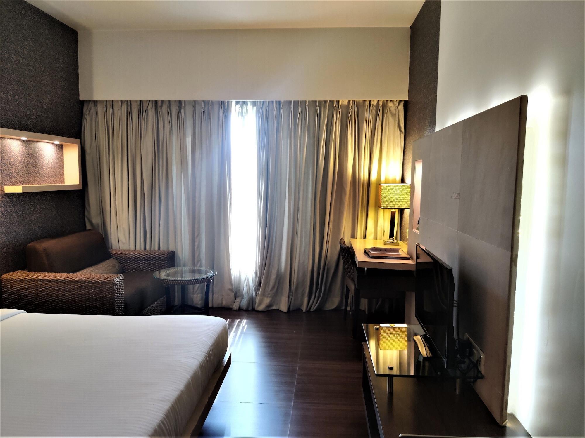 Hotel Satkar Residency Thane Exterior photo