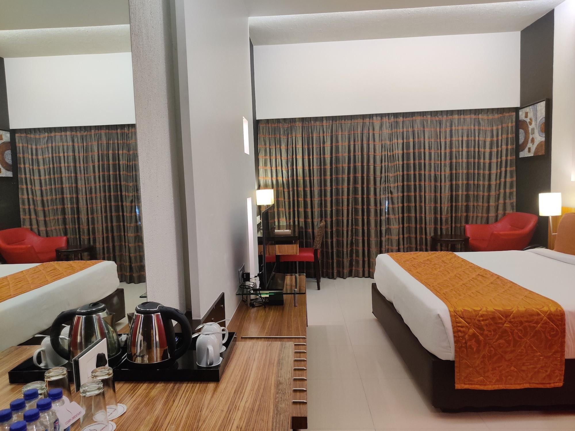 Hotel Satkar Residency Thane Exterior photo